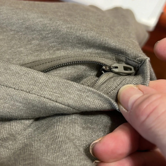 Men's Lululemon Soft Knit Overshirt Size Small Mossy Green Gray - Picture 8 of 16